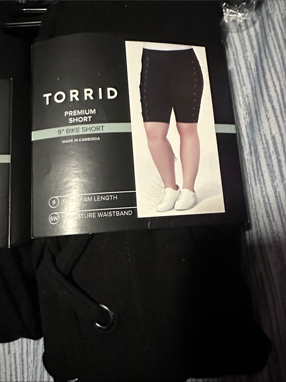 Torrid - Picture 2 of 6
